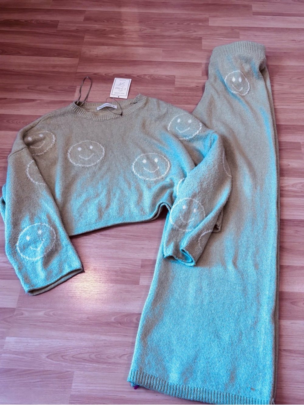 Moon & Madison Light  Olive Green Smiley Face Sweater Lounge Set